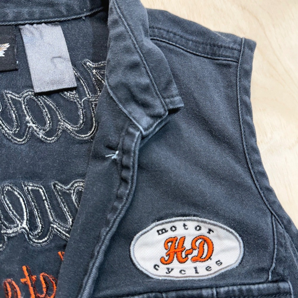 Harley Davidson Womens XL Black Embroidered Moto Vest Y2K Fitted 2009 - Picture 10 of 14